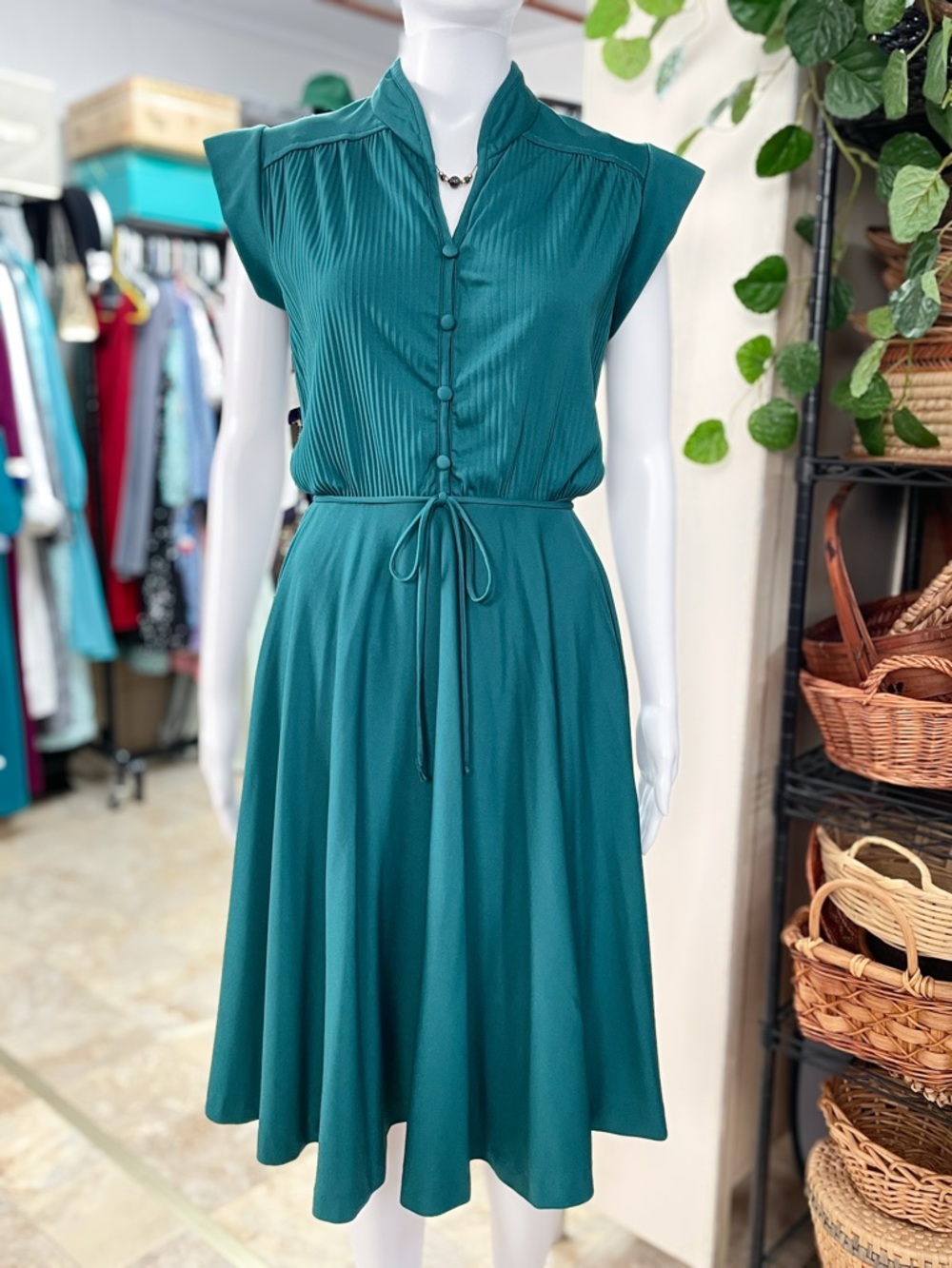 Vintage 70s Teal Green Pleated Midi Dress Button Front Tie Waist Mod Size 10